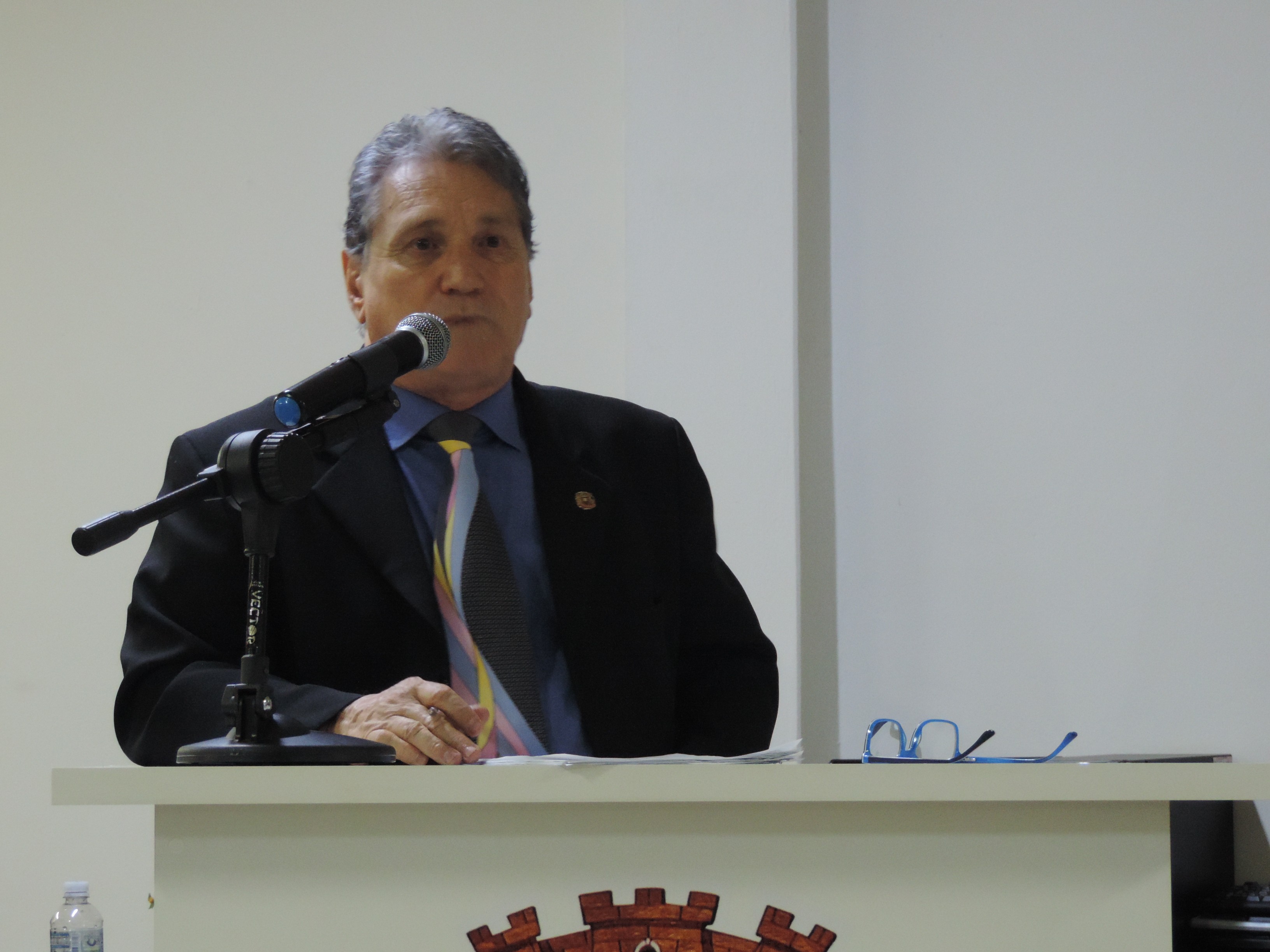 Vereador Nelsinho Luiz solicita implantação de sala de cinema e teatro no Centro Cultural "Gino de Biasi Filho"