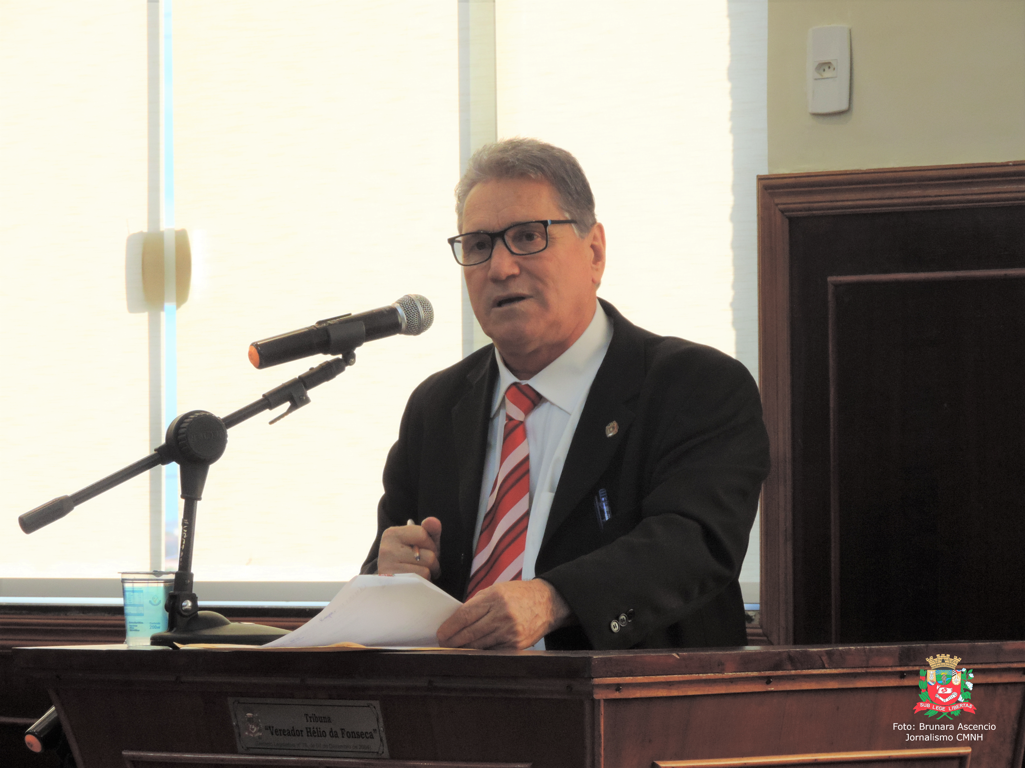 Vereador Nelsinho Luiz solicita ao Executivo Municipal sinalização horizontal e vertical em esquina da Avenida Ângelo Blasso Segreto