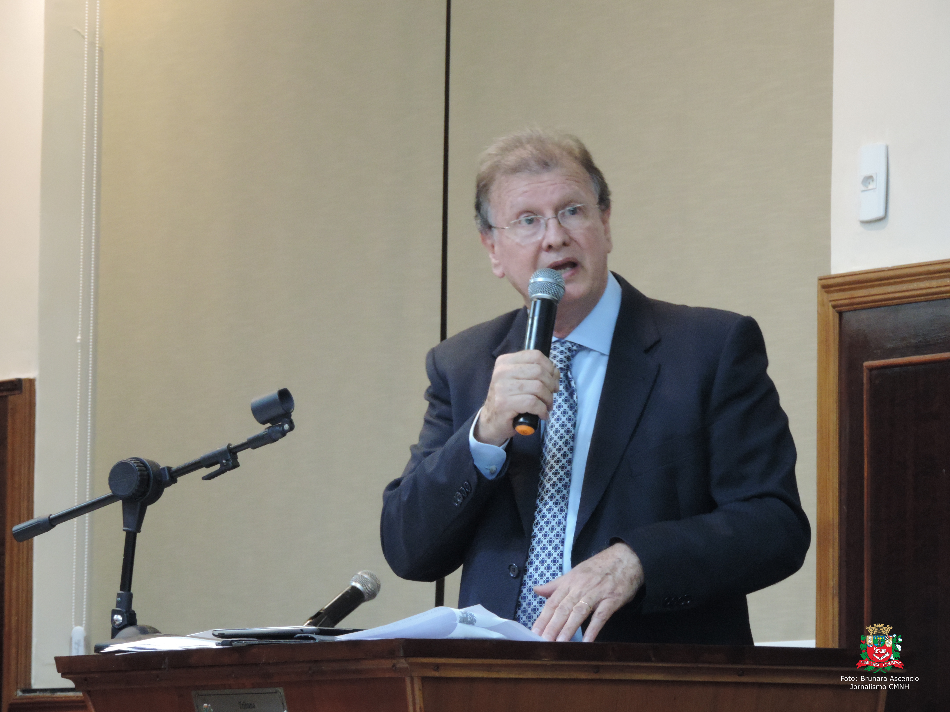 Vereador Roberto Melchiori solicita ao Executivo Municipal providências sobre imóvel fechado na Vila Patti