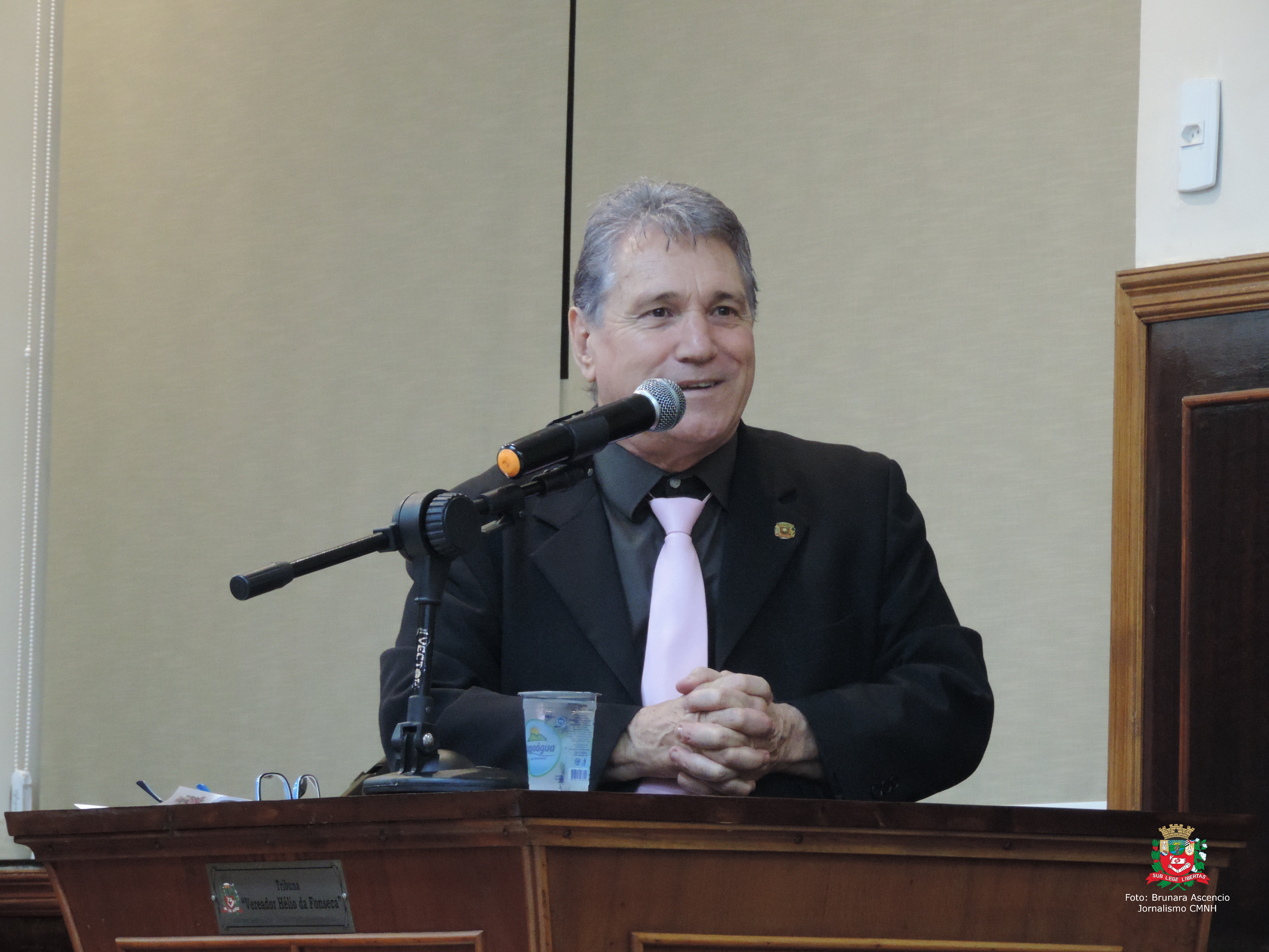 Vereador Nelsinho Luiz solicita ao Executivo Municipal limpeza das vias públicas