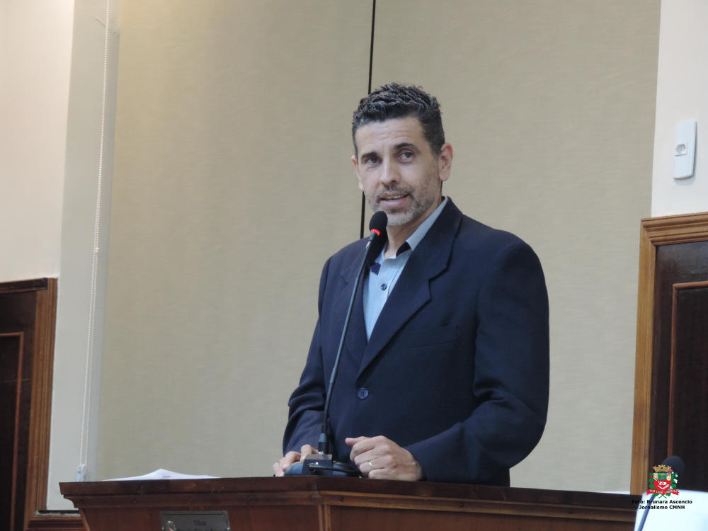 Vereador Beto de Souza apresenta Moção de Aplausos aos alunos da equipe Tigers Team Junior da Coopen Objetivo