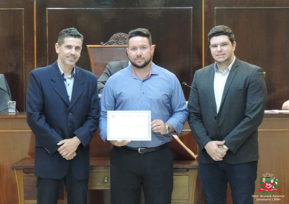Vereador Beto de Souza entrega Moção de Congratulações à Igreja Evangélica Presbiteriana de Novo Horizonte