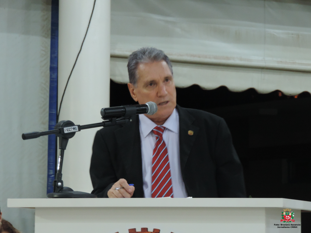 Vereador Nelsinho Luiz apresenta Moção de Aplausos ao presidente do Conselho de Pastores de Novo Horizonte