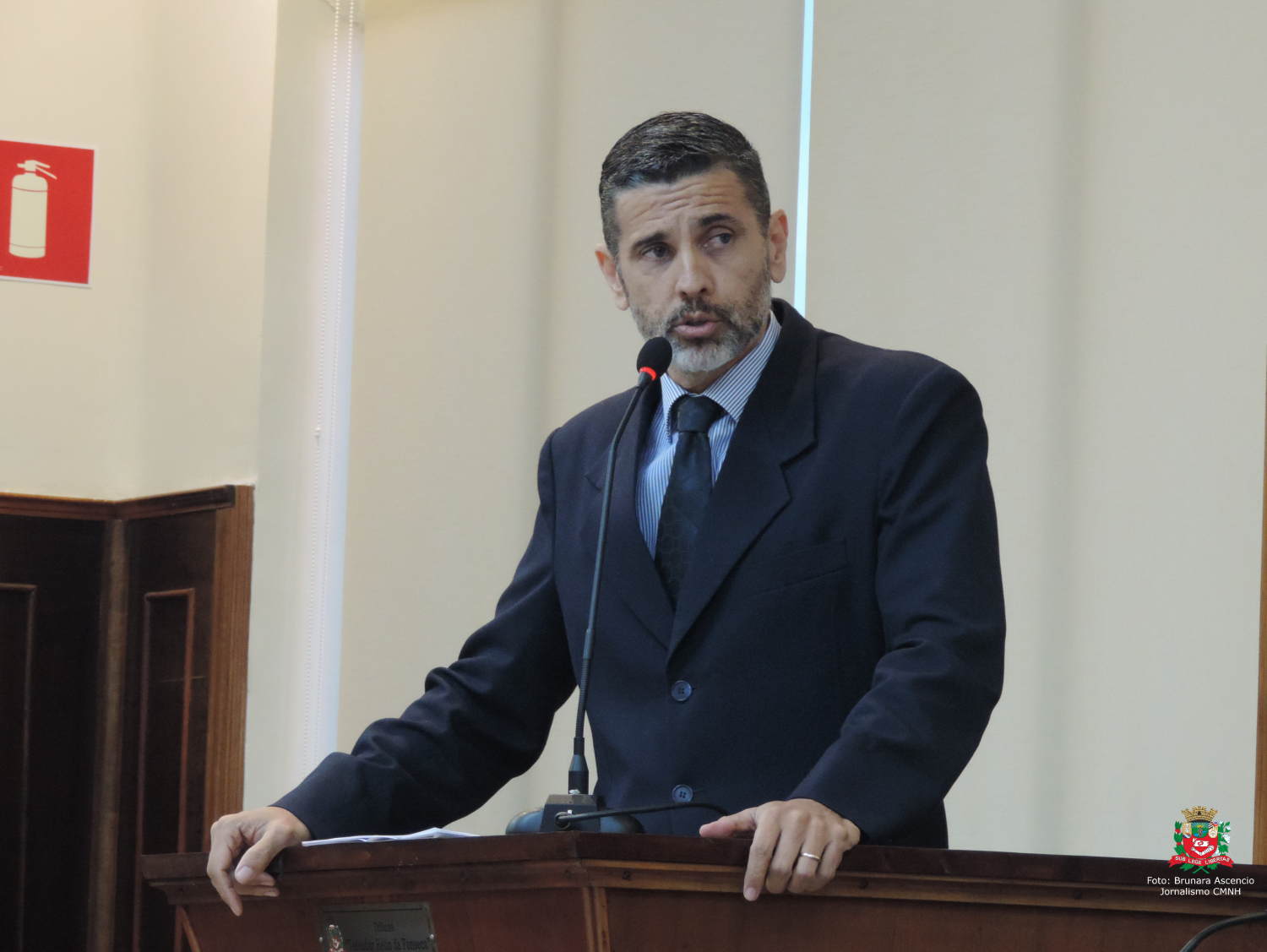 Vereador Beto de Souza apresenta Moção de Aplausos ao Técnico da Seleção Brasileira Masculina de Futebol Sub-17