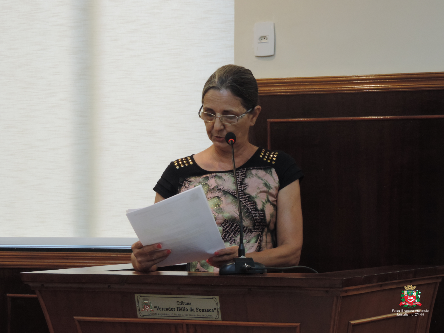 Vereadora Sônia Canato solicita ao Executivo Municipal fornecimento de uniformes e luvas aos servidores que trabalham no Cemitério