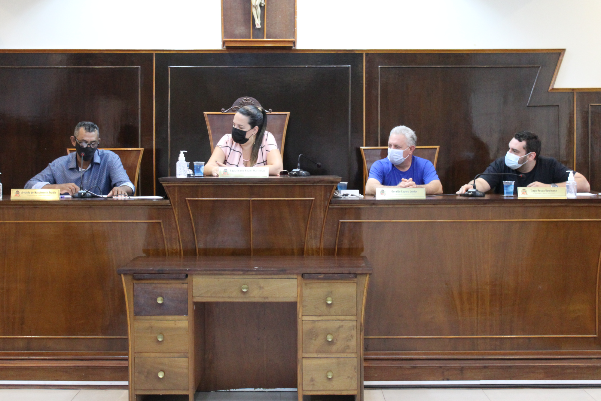 CPI da Santa Casa realizou reunião para leitura de relatório apresentado por técnico da área de Finanças