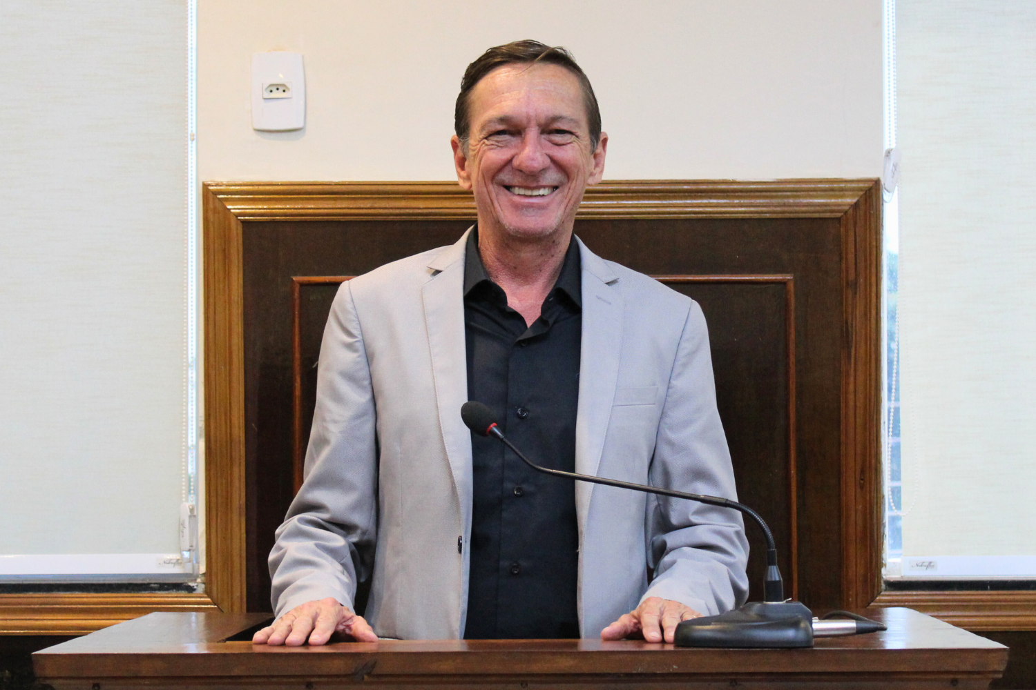 Vereador Vasquinho solicita intercessão da Secretária Municipal de Saúde junto ao Departamento Regional de Saúde para aumento do número de vagas para realização de exames e cirurgias 