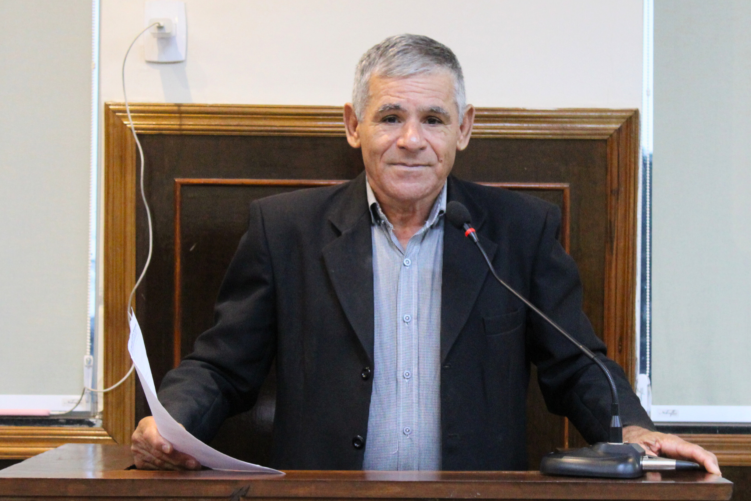 Vereador Casadinho solicita ao Prefeito Fabiano Belentani levantamento de árvores em espaços públicos que correm risco de queda